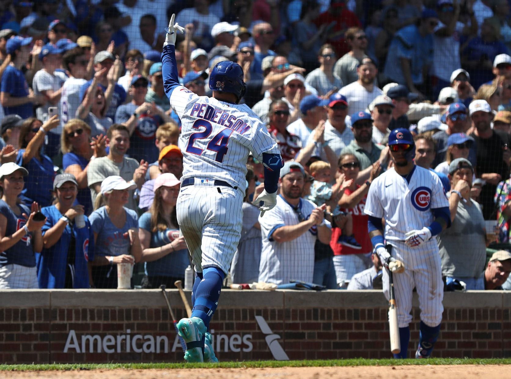 20210611-AMX-SPORTS-COLUMN-WITH-WRIGLEY-FIELD-AT-15-TB.jpg